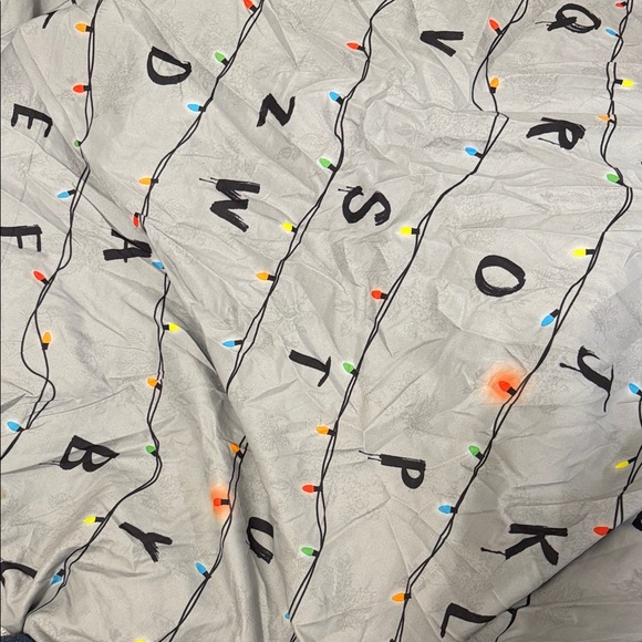 Stranger things bedding - Picture 2 of 2